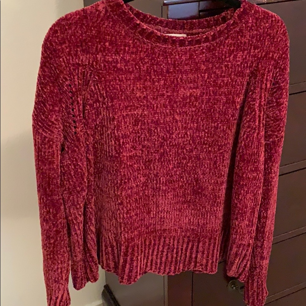 altars state sweater